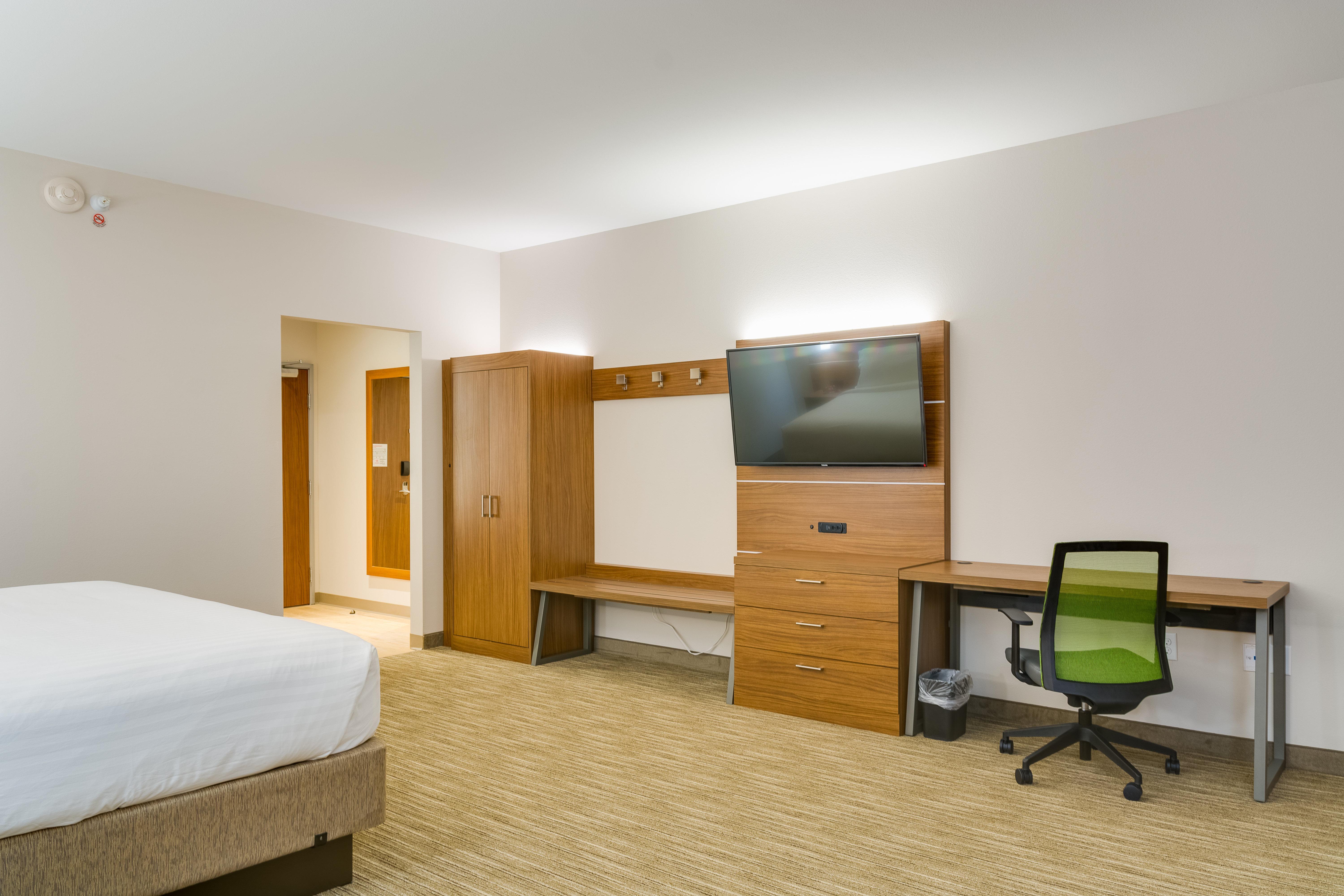 Holiday Inn Express & Suites Russellville By Ihg Exterior photo