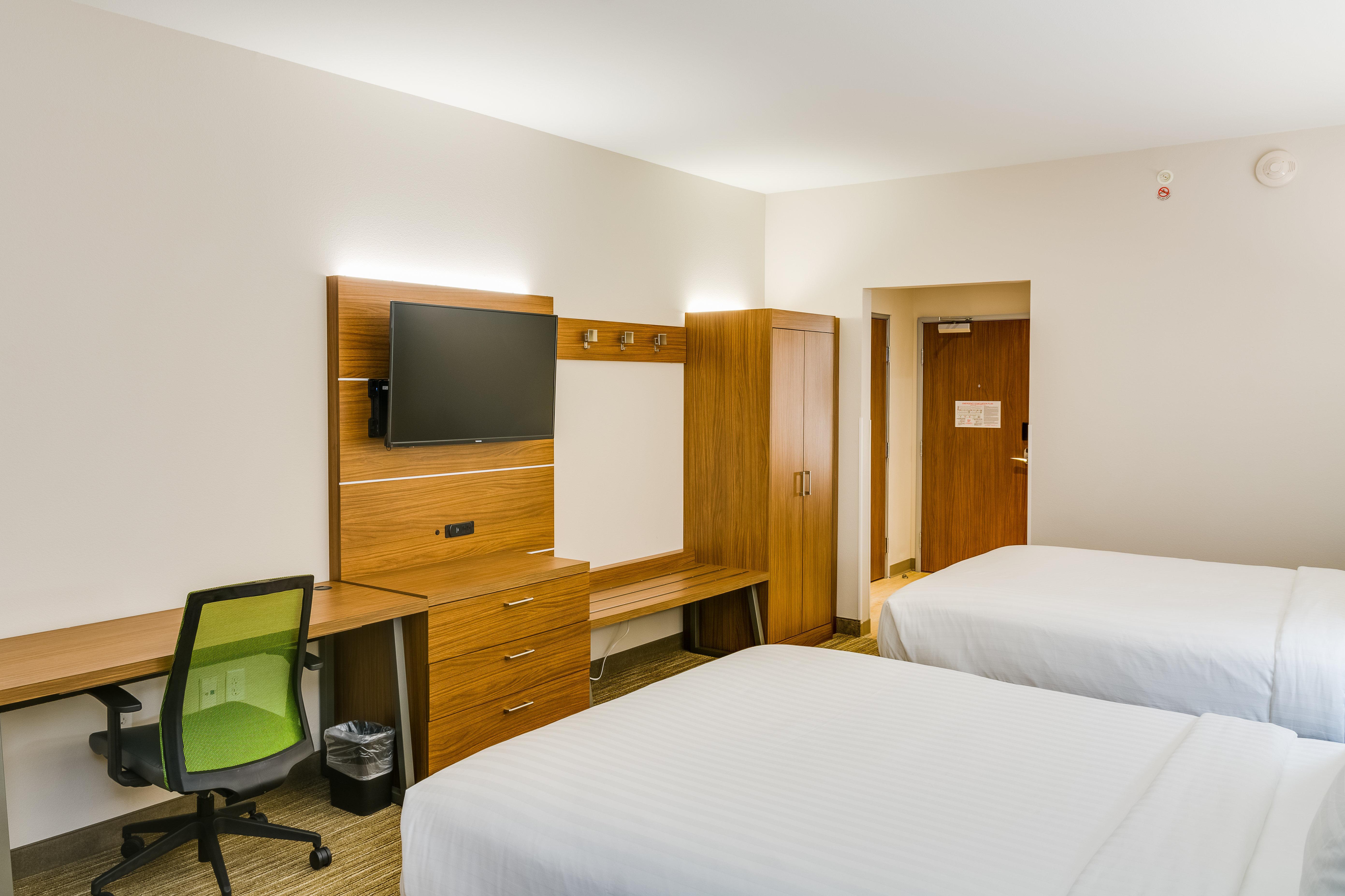 Holiday Inn Express & Suites Russellville By Ihg Exterior photo